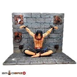 اکشن فیگور شخصیت آرن (Arlong) زندانی مدل 4066